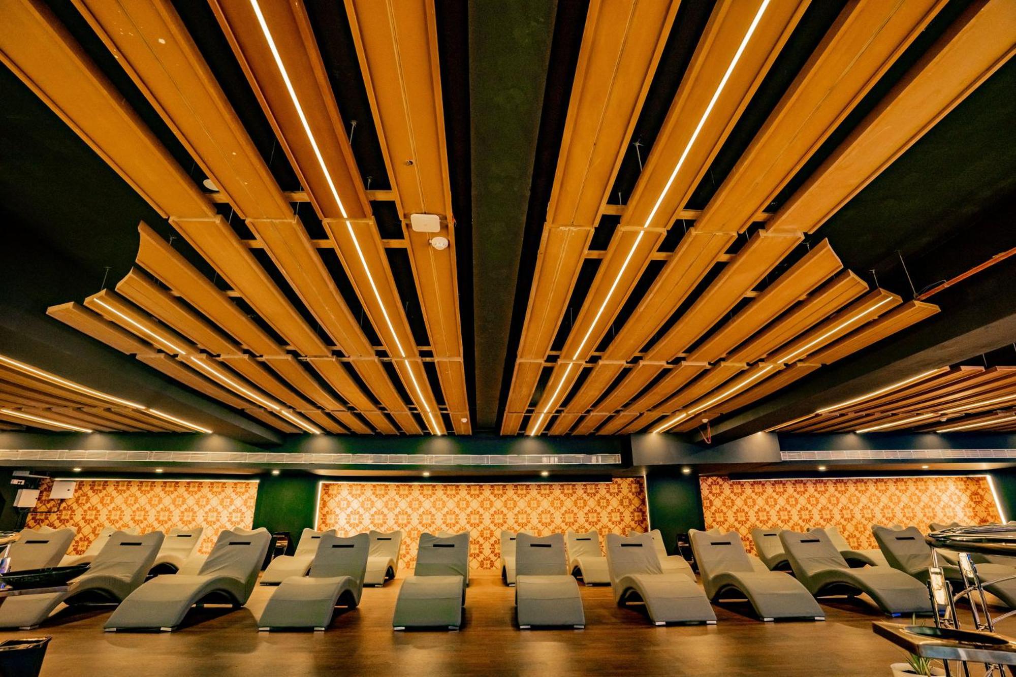 Essotto Recreation Hub Hotel Bangalore Exterior photo